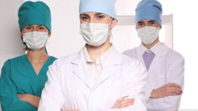 Os médicos dan recomendacións a pacientes con osteocondrose torácica